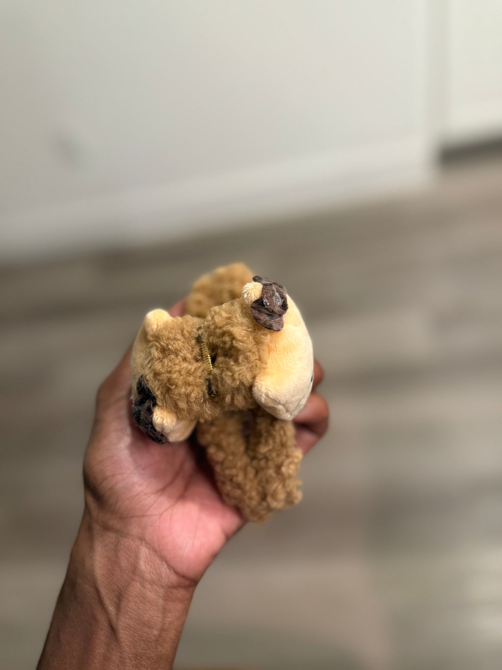 Hello Kitty Furrr Hair Clip- Brown Kitty