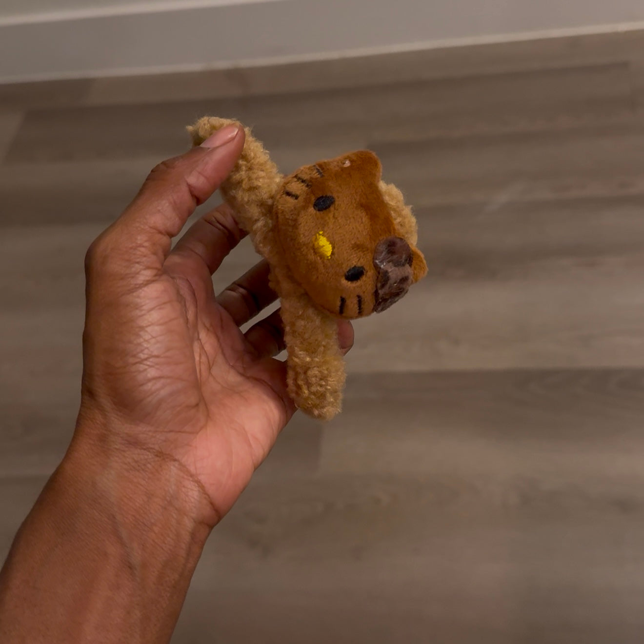 Hello Kitty Furrr Hair Clip- Chocolate Kitty